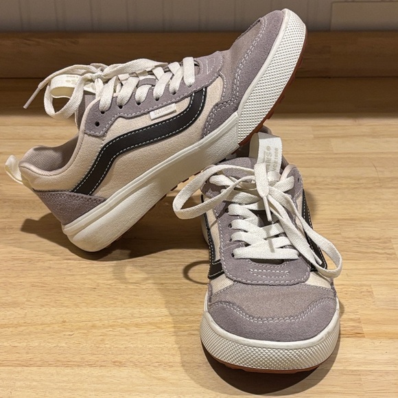 Vans RANGE women’s 6.5 - Picture 1 of 9